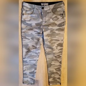 Wit & Wisdom Camo Print Gry/Grn Jeans WOM SZ 4 Skinny Stretch Ankle Gusset Pants